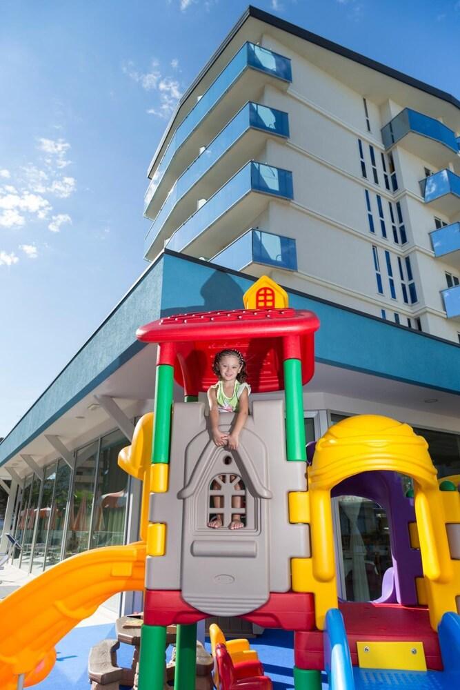 Hotel Parigi Bibione Exteriér fotografie